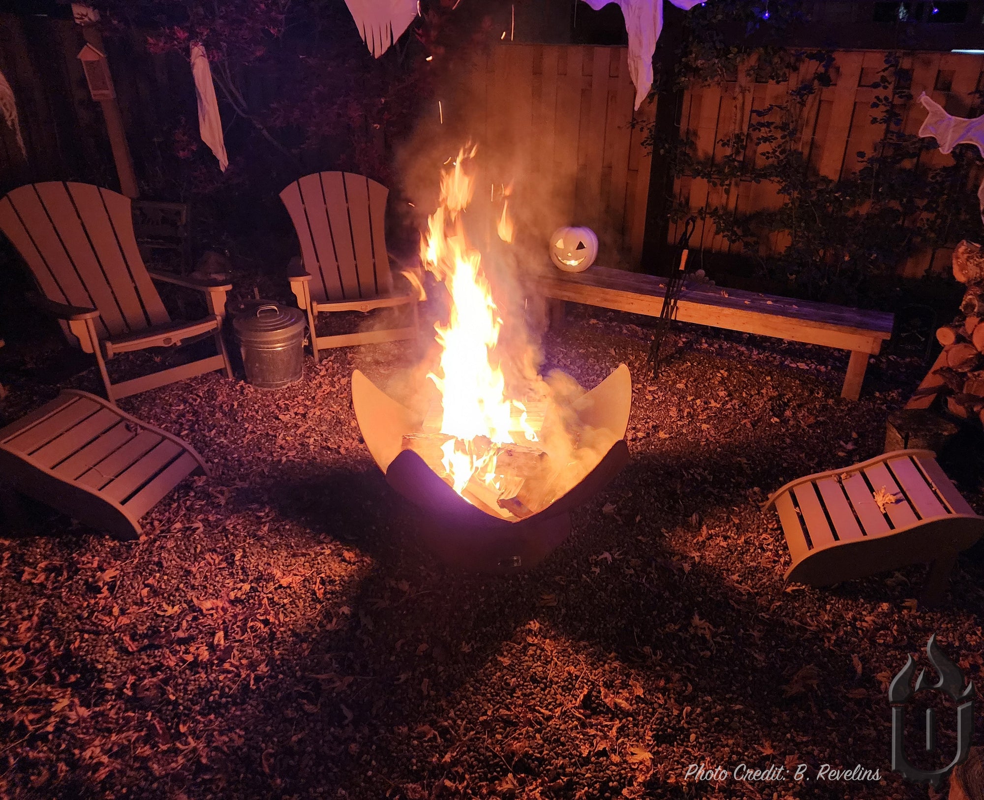 Cozy Winter Nights: Using Fire Pits During Colder Seasons for Warm Gatherings